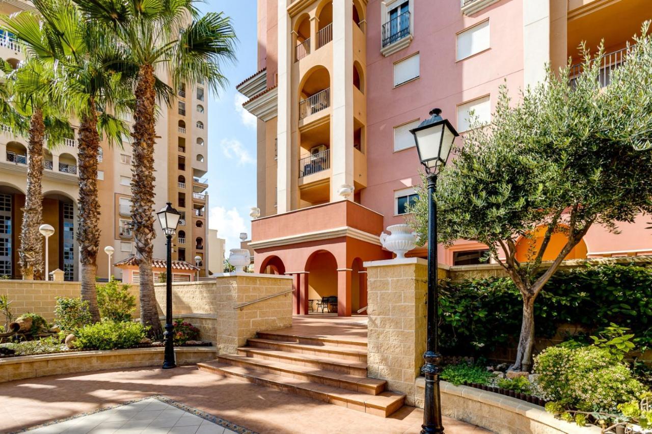 Apartamento De Don Huberto, Los Locos 托雷维耶哈 外观 照片