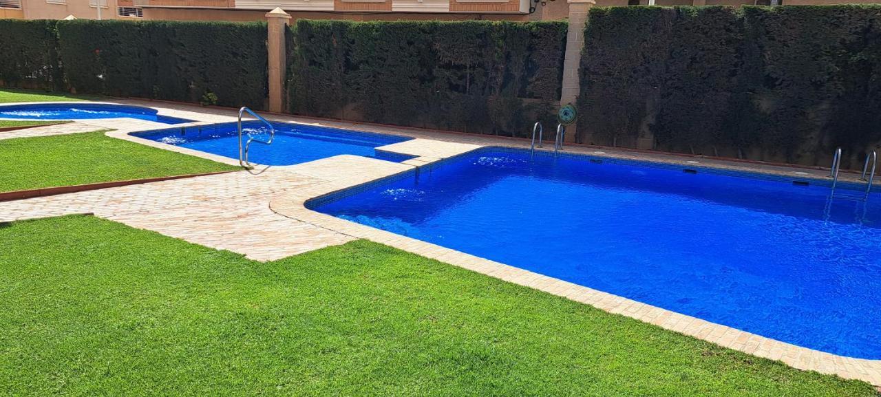 Apartamento De Don Huberto, Los Locos 托雷维耶哈 外观 照片